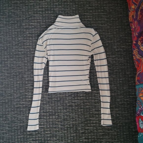 Cream Light Pink Blue Ribbed Stripe Turtleneck Mock Neck Long Sleeve Shirt - Picture 2 of 2
